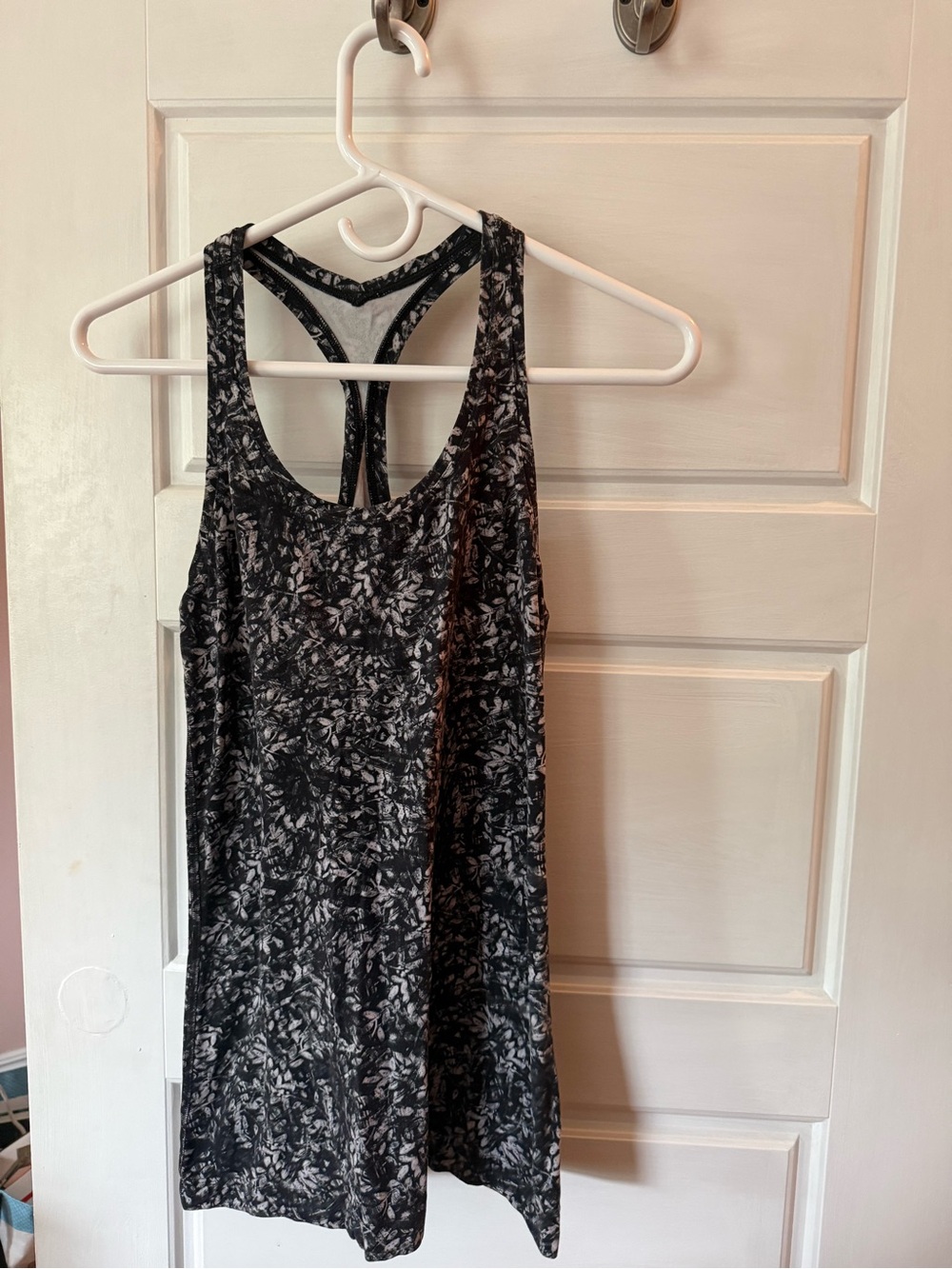 LULULEMON NULU TANK TOP